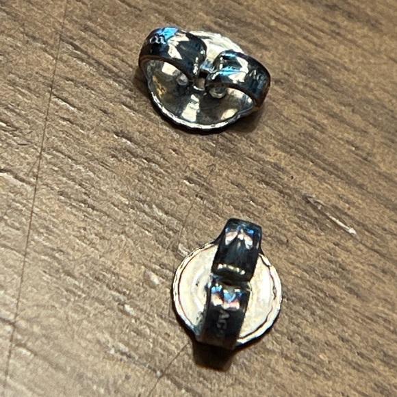 Tiffany & Co. Elsa Peretti Silver Heart Earrings - Picture 8 of 15
